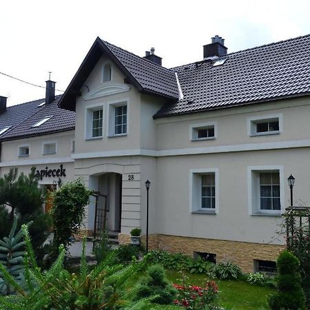 Gosciniec Zapiecek Hotel Stronie Slaskie Exterior photo